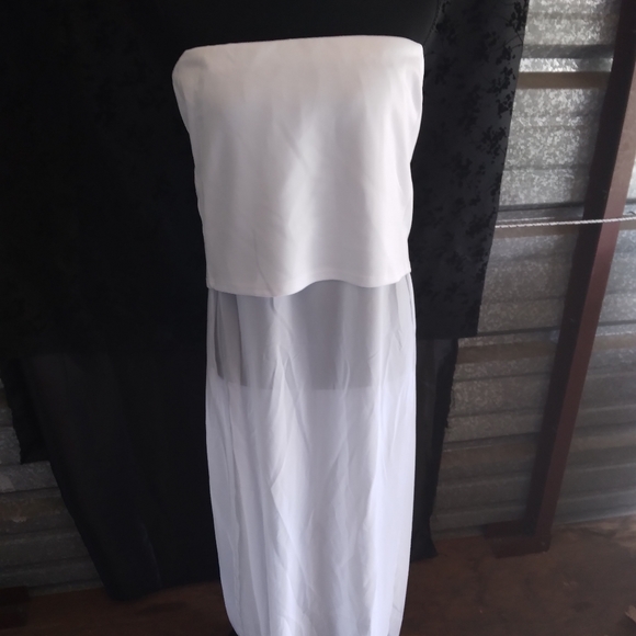 DRESS - Picture 1 of 1